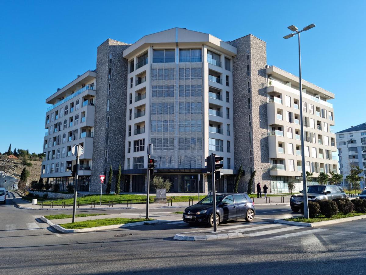 Stan Na Dan Podgorica Apartman Kültér fotó